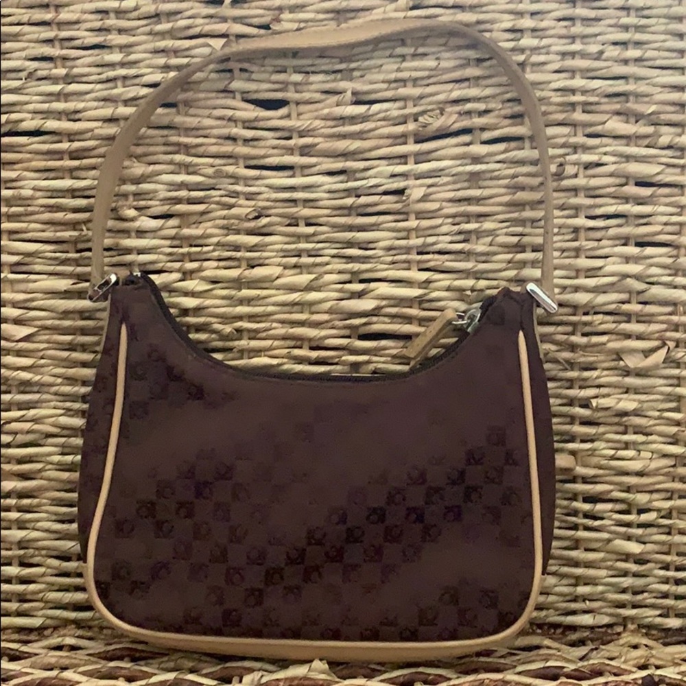 Small Gently Used Liz Claiborne Hand Bag - Picture 2 of 6